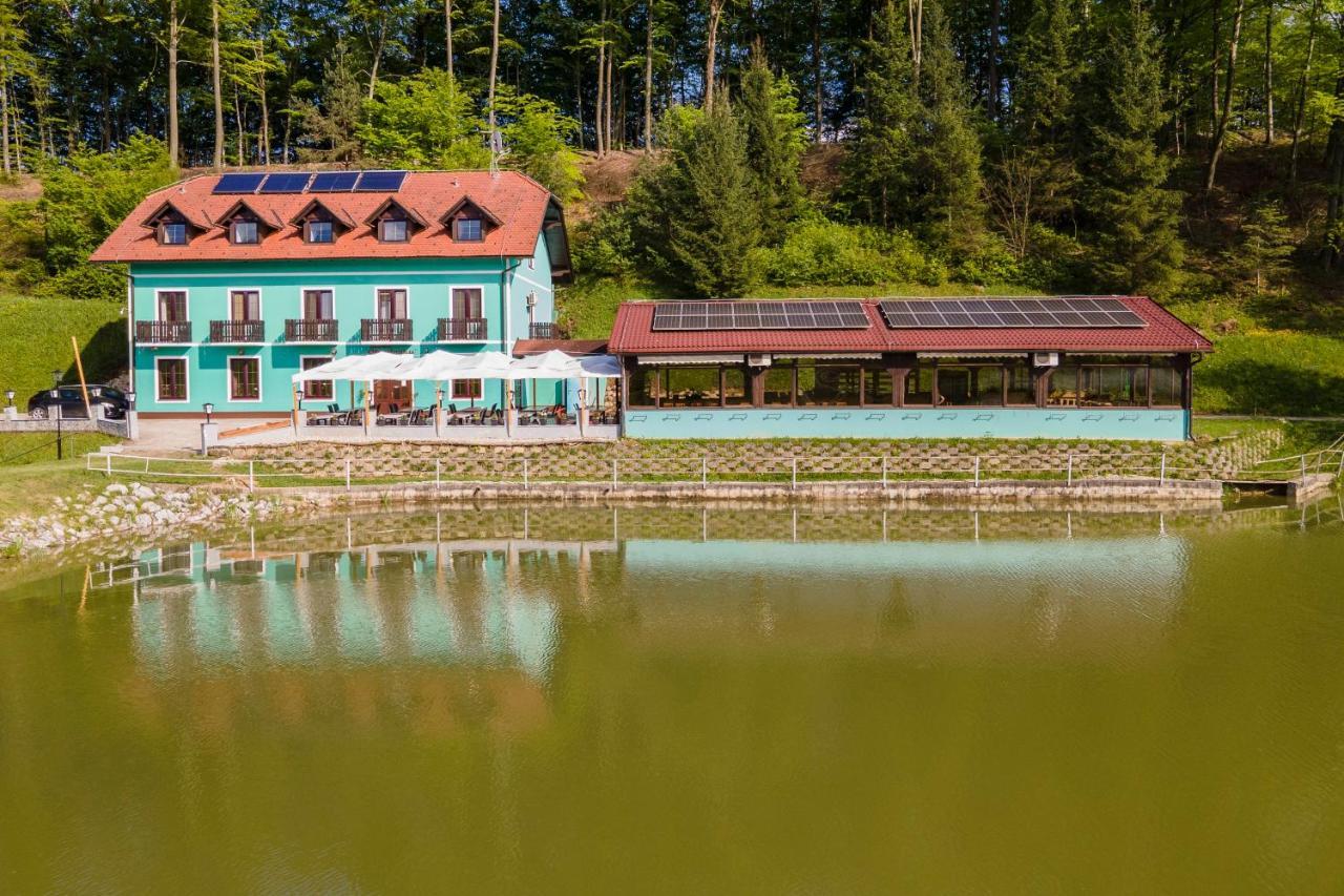 Penzion Ob Ribniku Podlehnik ภายนอก รูปภาพ